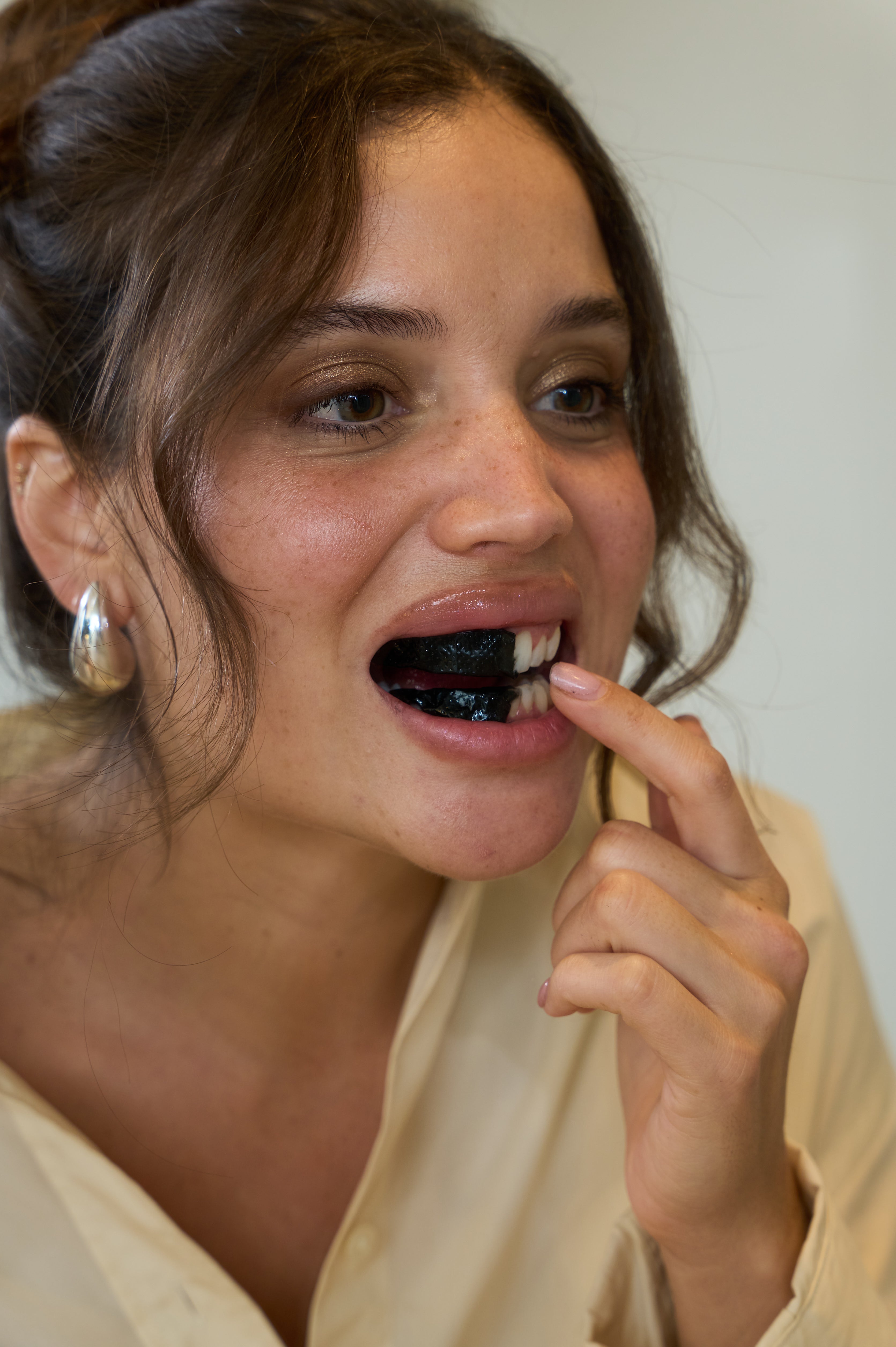 Whitening strips - love2smile.nl